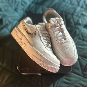 Women's AIRFORCE1 White Sneakers with Leopard Print Accent